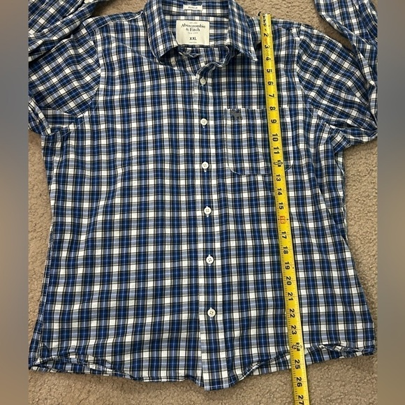 Abercrombie & Fitch Men’s 2XL Muscle Fit Long Sleeve Blue Plaid Button Down - Picture 7 of 9